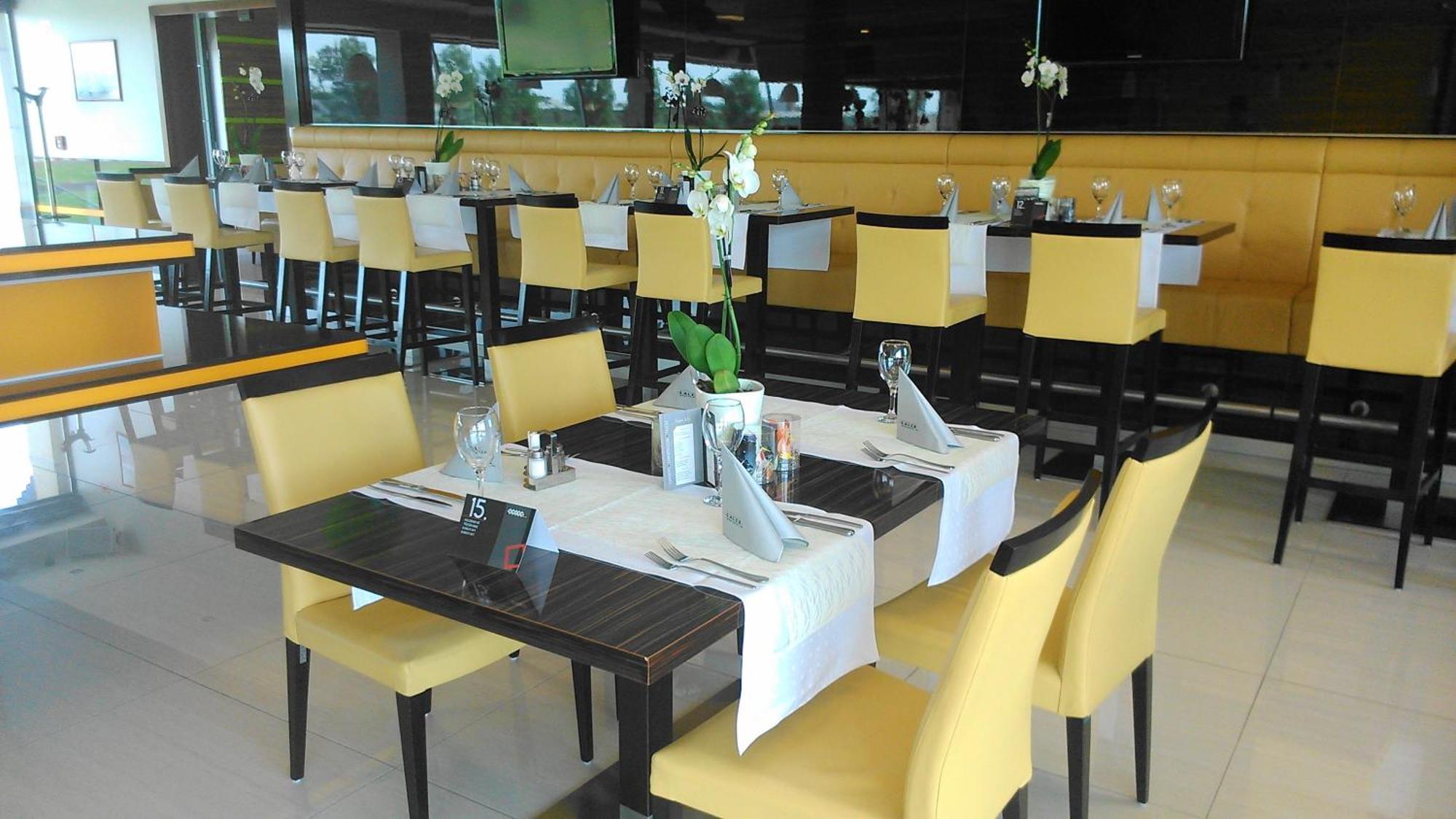 Gokart Hotel Kecskemét Eksteriør bilde
