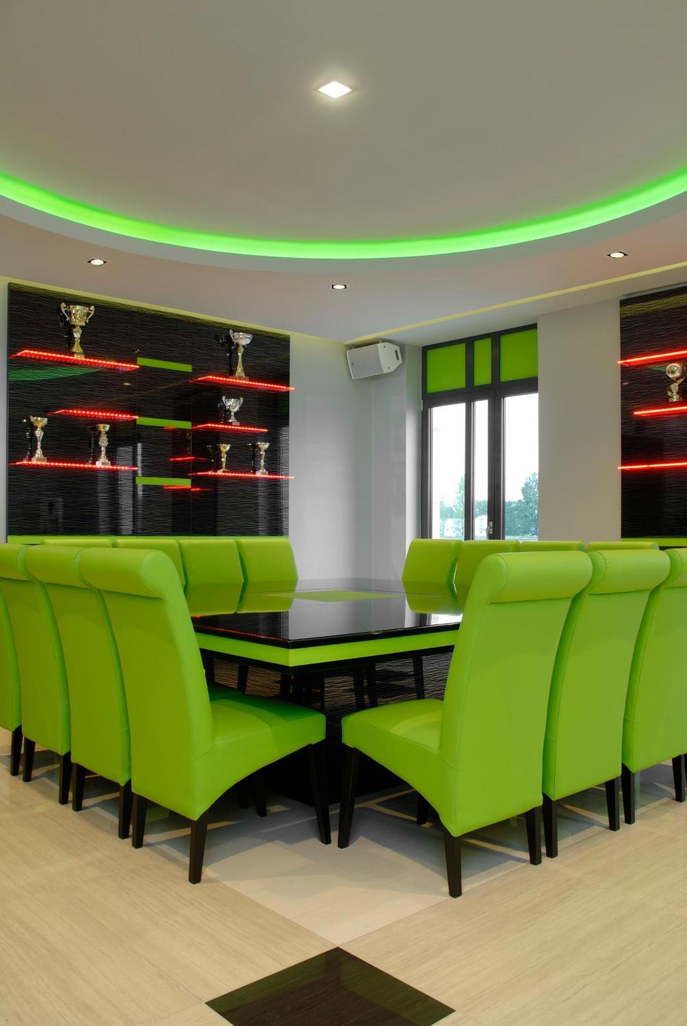 Gokart Hotel Kecskemét Eksteriør bilde