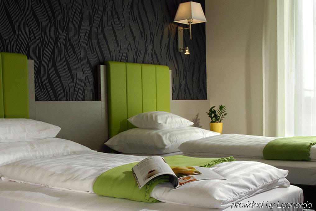 Gokart Hotel Kecskemét Eksteriør bilde