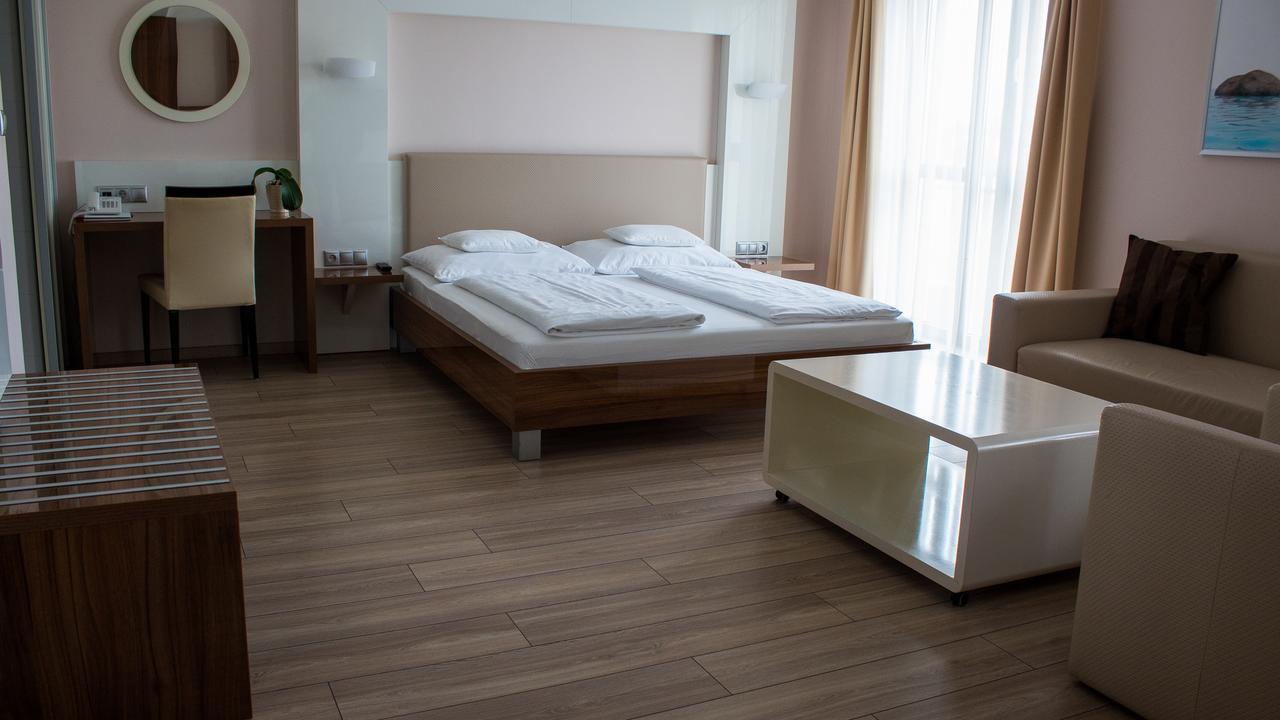 Gokart Hotel Kecskemét Eksteriør bilde