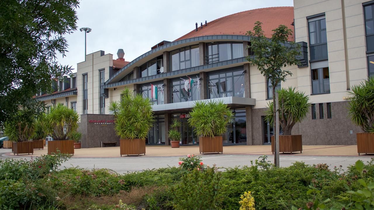Gokart Hotel Kecskemét Eksteriør bilde