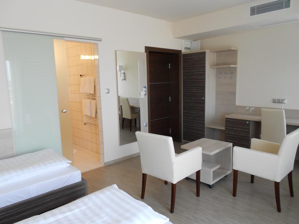 Gokart Hotel Kecskemét Rom bilde