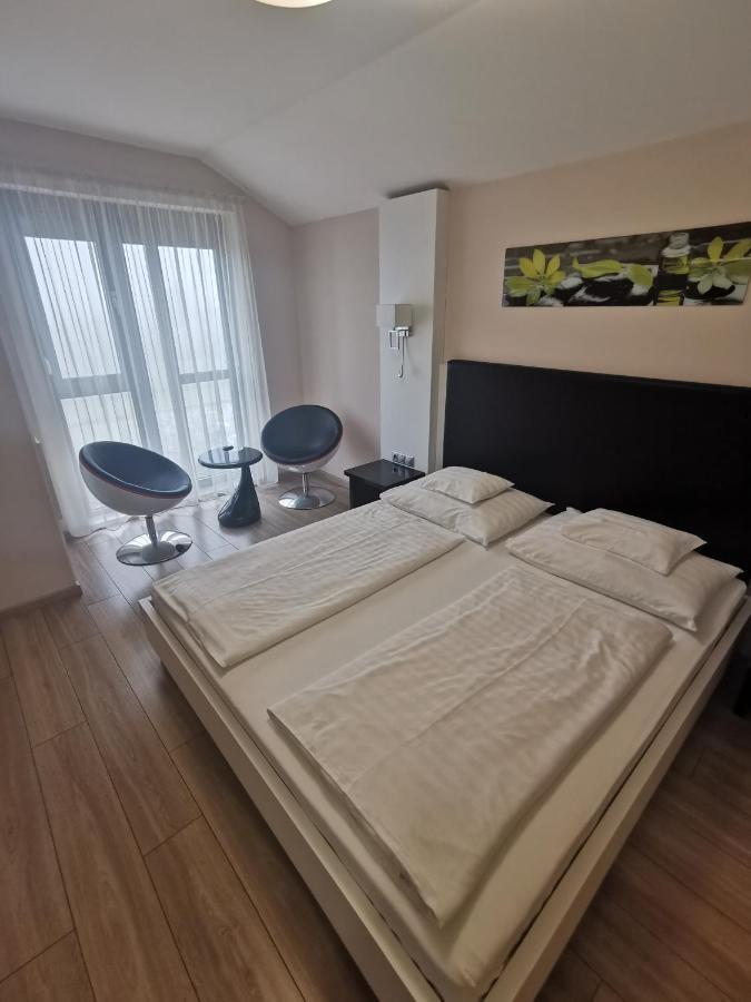 Gokart Hotel Kecskemét Eksteriør bilde